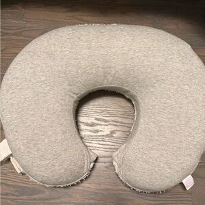 Boppy Nursing Pillow and 2 covers